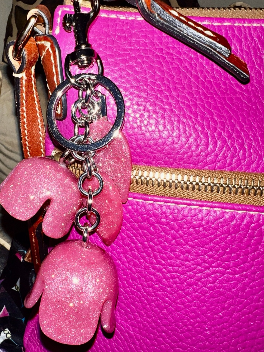 Dooney & Bourke Fuchsia Leather Shoulder Crossbody w/Dust Bag, Scarf & Charm - Picture 5 of 16